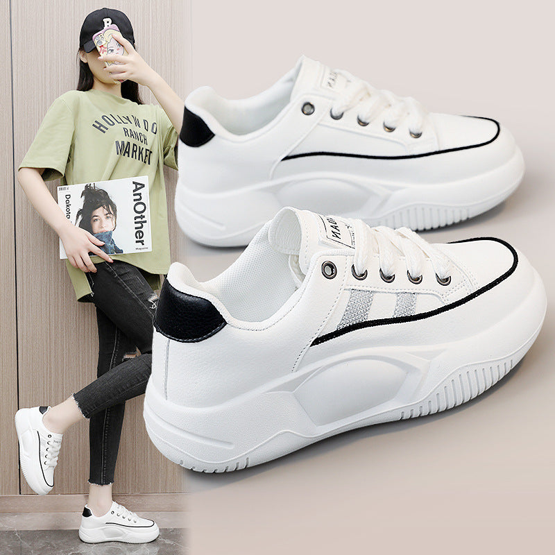 Damen Sneakers mit strukturiertem Obermaterial und rutschfester Sohle R&B