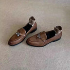 Damen Mokassins mit elegantem Riemen und luxuriösem Leder