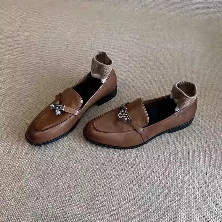 Damen Mokassins mit elegantem Riemen und luxuriösem Leder