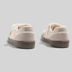 Damen Sportliche Sneaker mit verspieltem Design und einzigartigen Applikationen