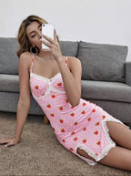 Damen Minikleid mit verspieltem Erdbeermuster und Spitzenakzenten R&B