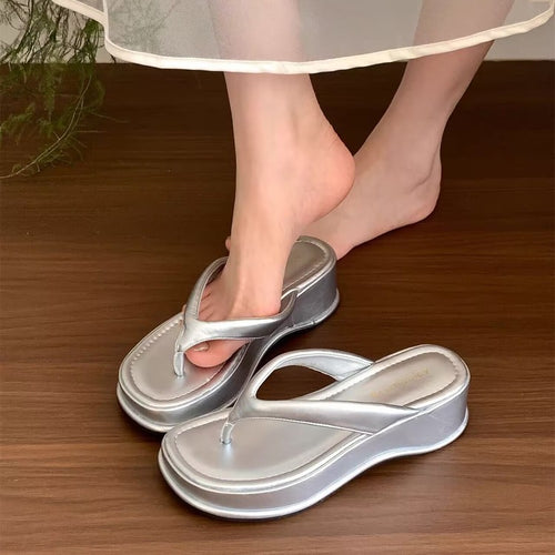 Damen trendige Wedge-Zehentrenner mit elegantem Obermaterial R&B