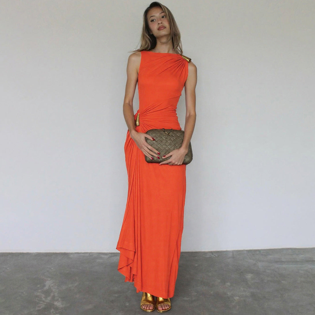 Damen Elegantes Maxikleid mit asymmetrischem Schnitt und Raffungen R&B
