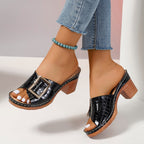 Damen Modische Mules mit elegantem Metallverschluss und texturiertem Obermaterial R&B
