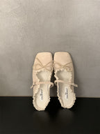 Damen elegante Ballerinas mit zartem Riemchen und Spitzenbesatz R&B