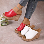 Damen Wedge-Pantoletten mit elegantem Korkfußbett und offener Zehenpartie