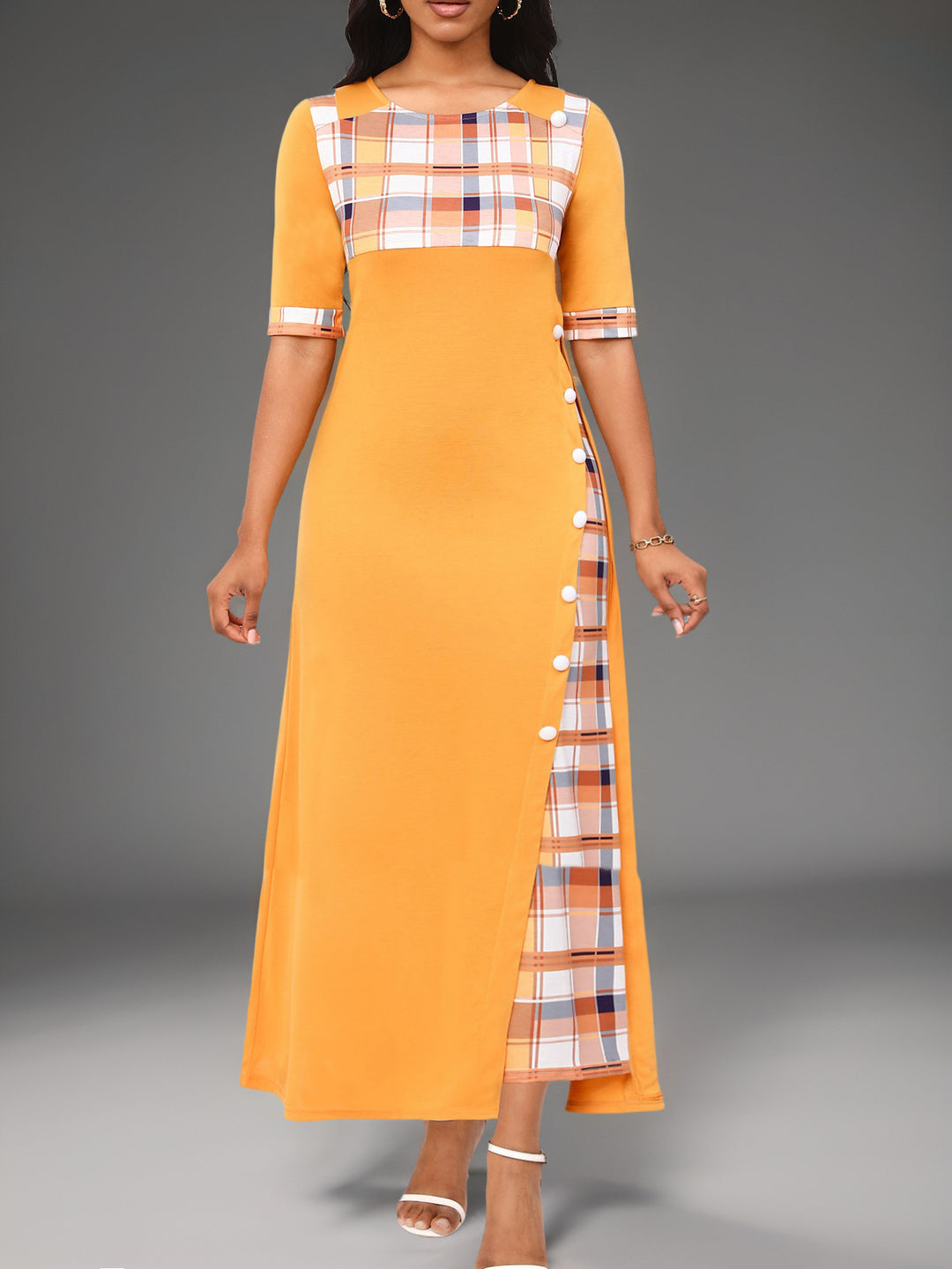 Damen Maxi-Kleid mit modischem Karomuster und geschmackvollen Knopfdetails R&B