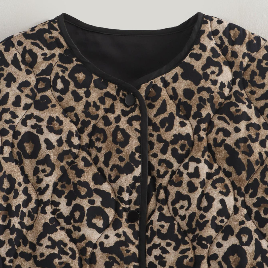 Damen Steppjacke mit modernem Leo-Print und praktischen Taschen R&B