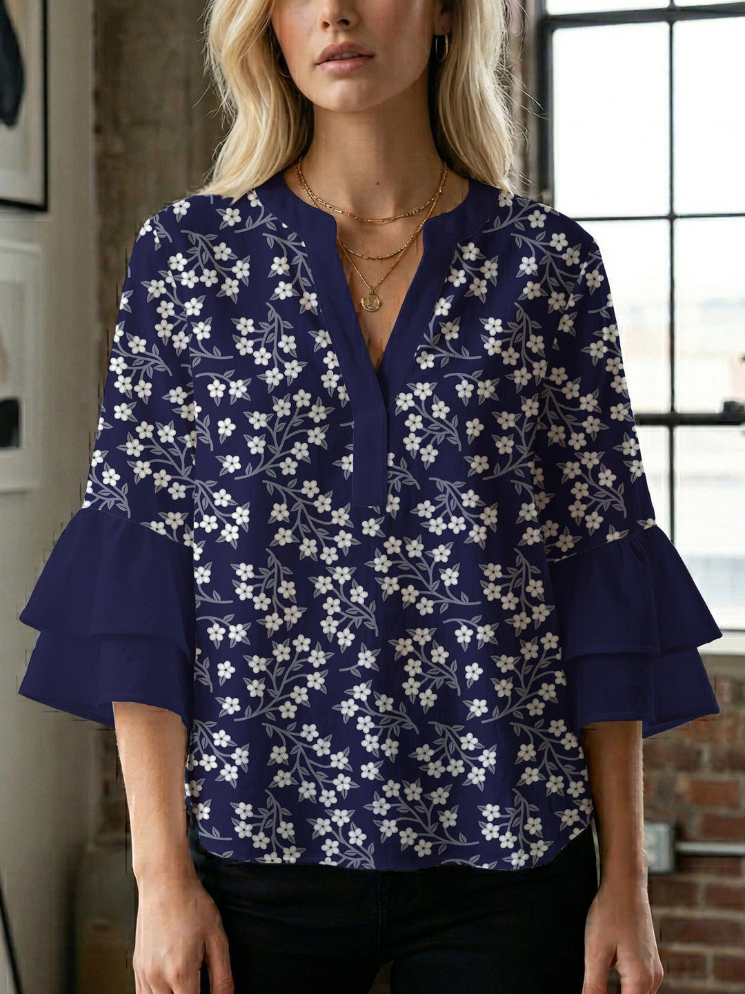 Damen Bluse mit voluminösen Ärmeln und floralem Design R&B