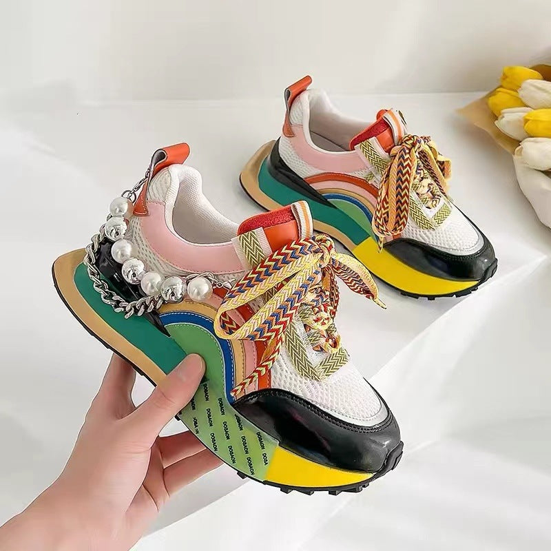 Damen Sportliche Sneakers mit modischem Ketten- und Perlenschmuck R&B