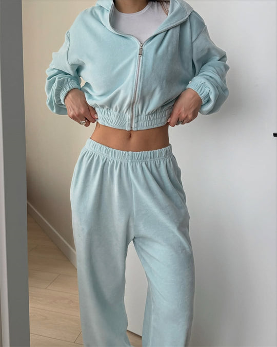 Damen sportliches Cropped-Set mit Kapuzenjacke und elastischer Jogginghose R&B