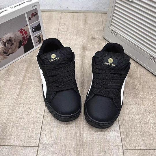 Damen Sportliche Sneaker mit bequemen Schnürsystem und atmungsaktiver Oberfläche R&B