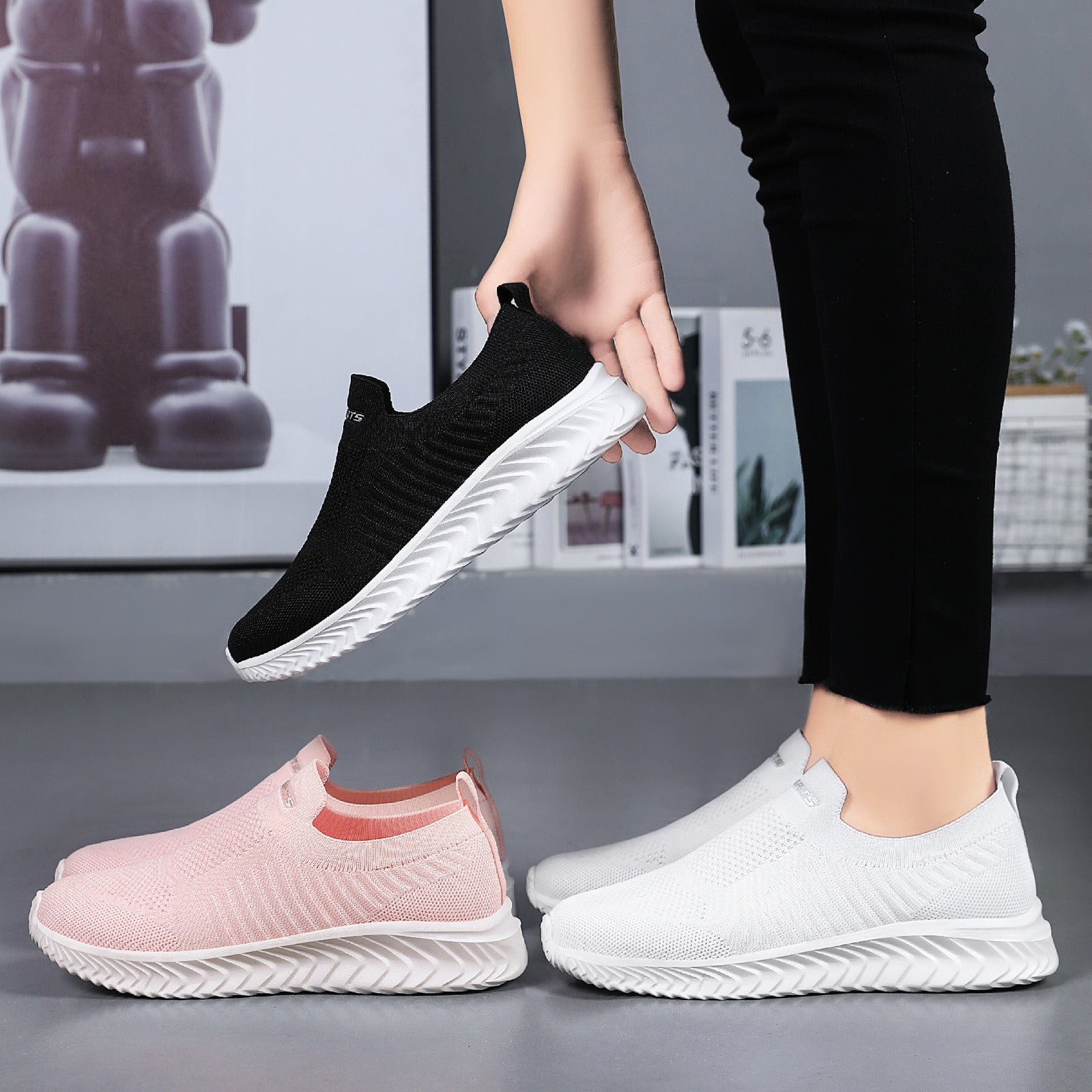 Damen Luftige Slip-On Sneakers mit flexiblem Strickoberteil R&B