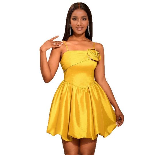 Damen Verspieltes Minikleid mit asymmetrischem Oberteil und floralem Detail R&B