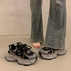 Damen Sneaker mit dämpfender Sohle und atmungsaktivem Obermaterial R&B