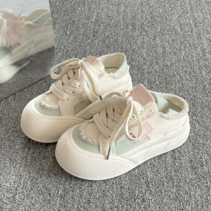 Damen Sneakers im modernen Design mit verspielten Elementen R&B
