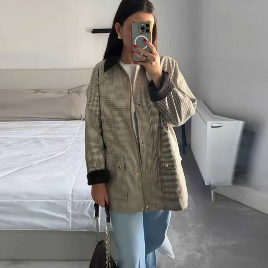 Damen Karierte Utility-Jacke mit modernem Schnitt und praktischen Taschen R&B