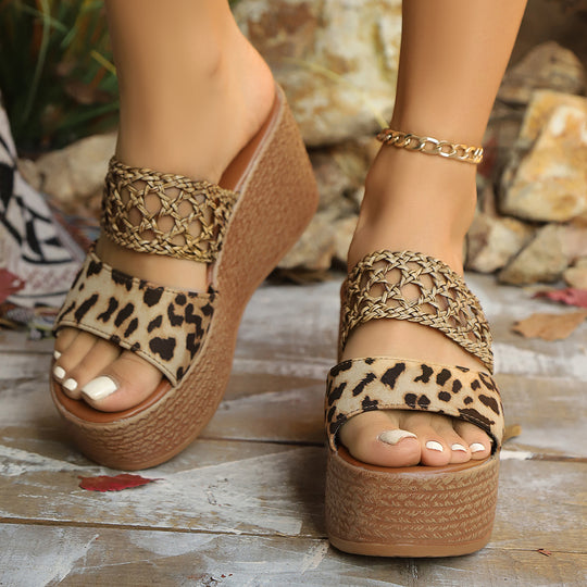 Damen Wedge-Sandalen mit geflochtenen Detail R&B