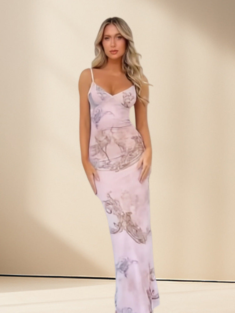 Damen Elegantes Maxikleid mit feinem floralem Design und Spaghettiträgern R&B