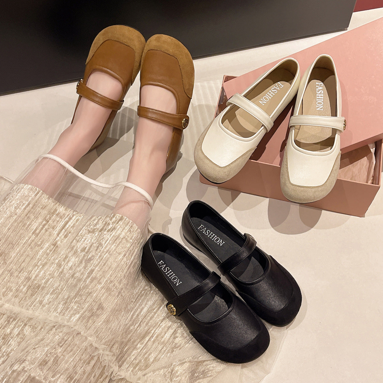 Damen elegante Ballerinas mit dekorativem Riemchen und hochwertiger Sohle EB