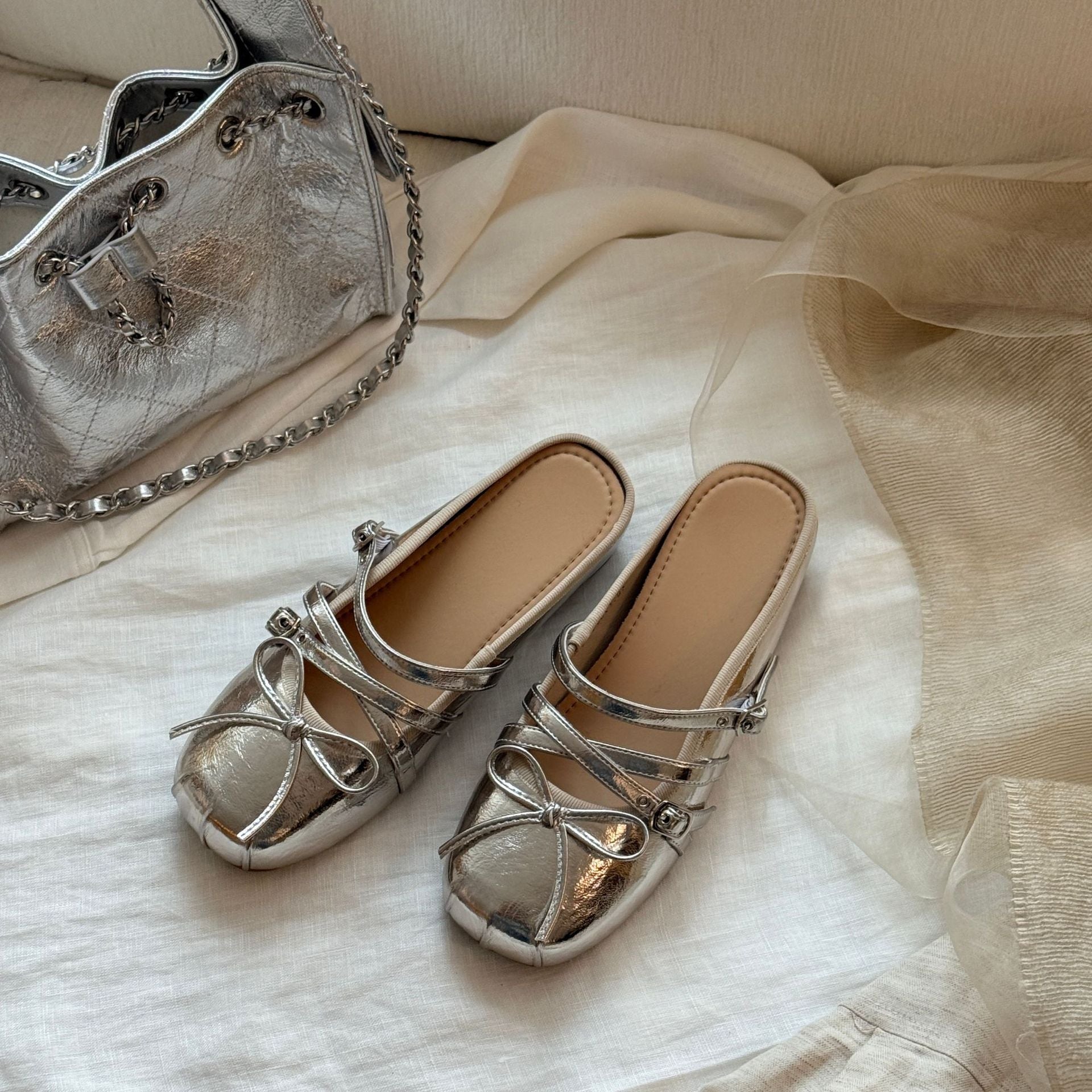 Damen elegante Schlupfschuhe mit dekorativem Riemen und Schleife R&B