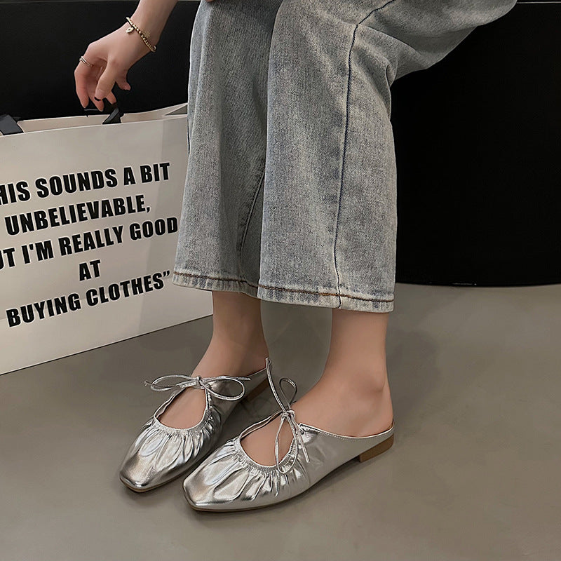 Damen modische Flats mit gerafftem Design und dekorativem Riemchen R&B