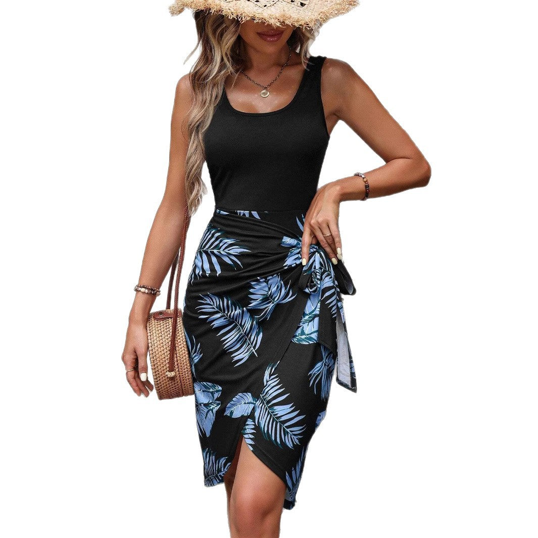 Damen Strandkleid mit Wickeldesign und floralem Muster R&B
