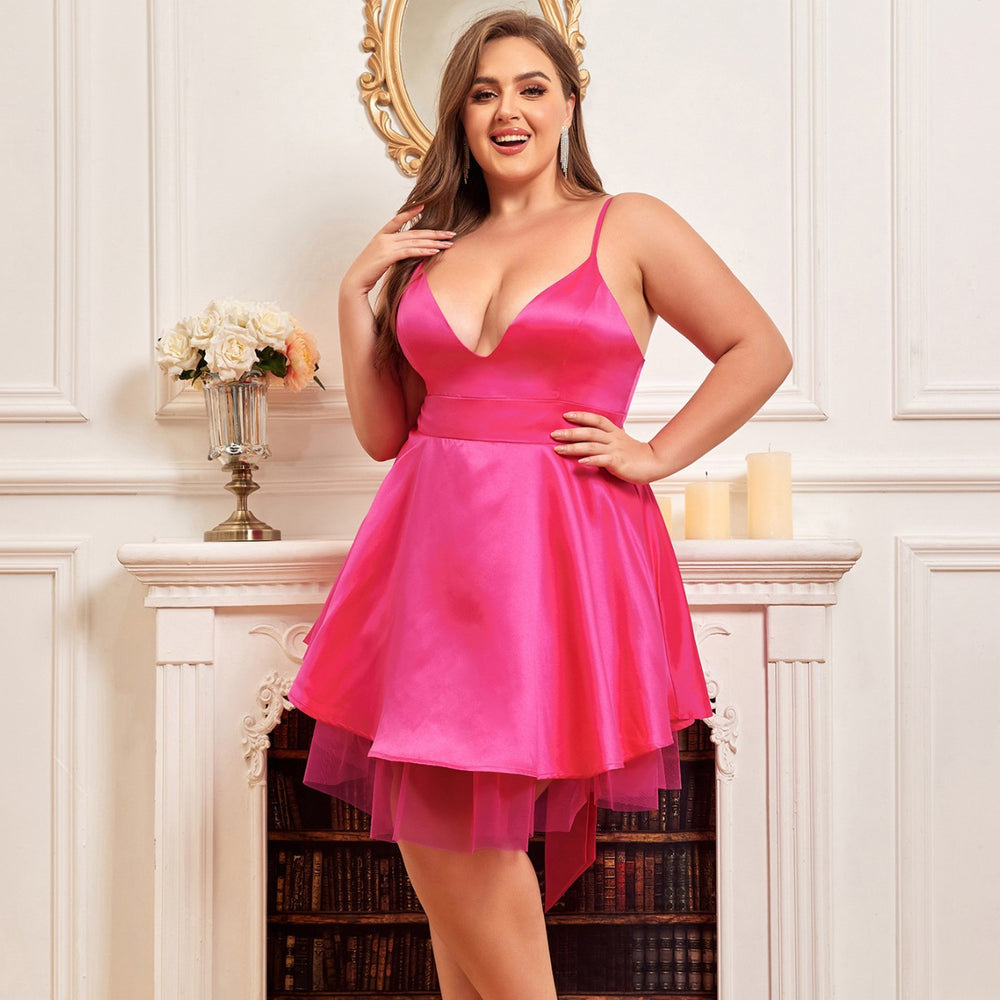 Damen Abendkleid mit tiefem V-Ausschnitt und schwingendem Tüllrock R&B