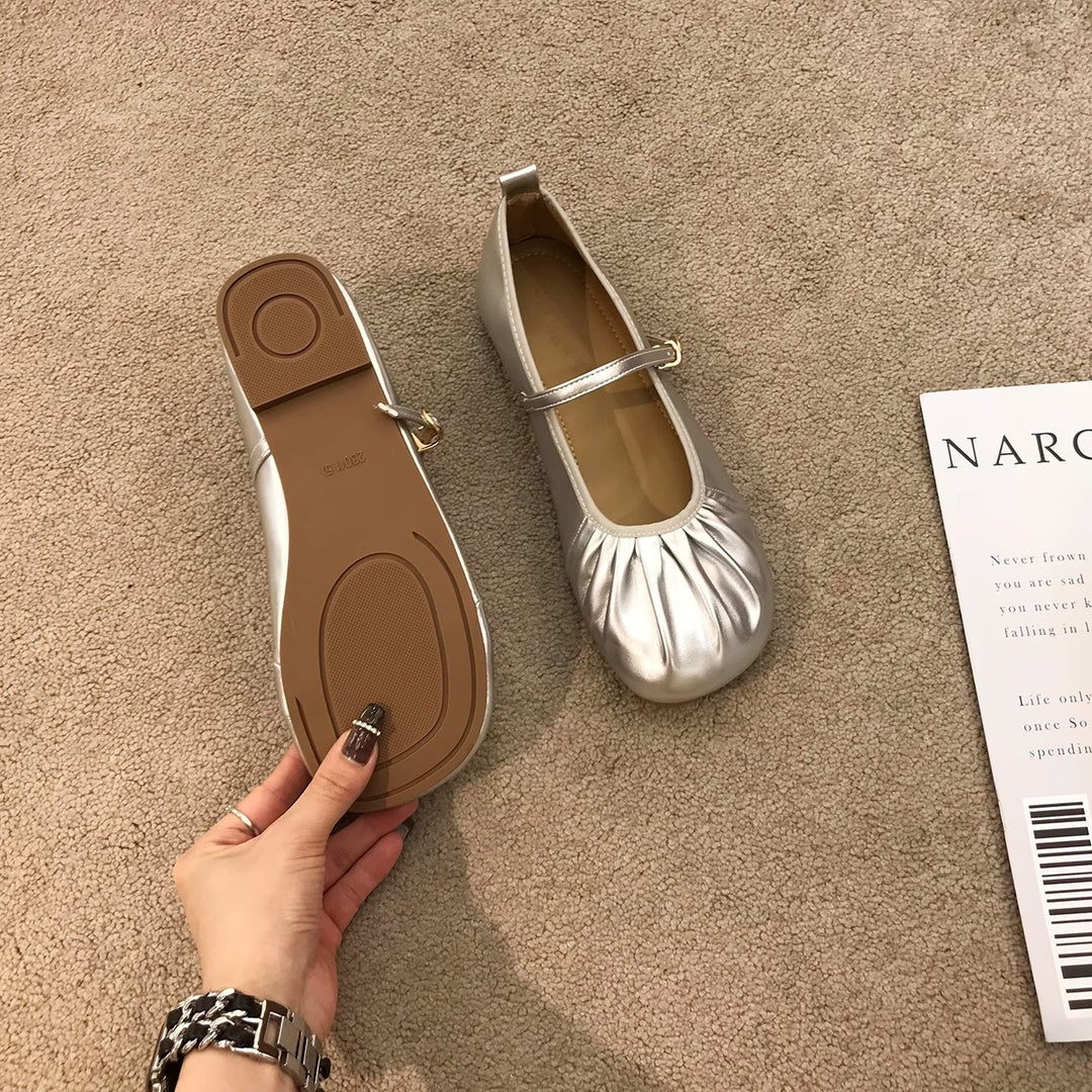 Damen Ballerinas mit modischem Riemchen und femininer Faltenoptik R&B