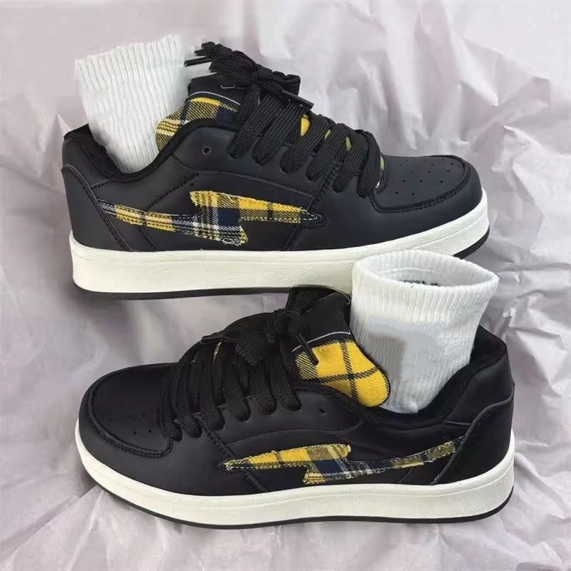 Damen Sportliche Sneakers mit grafischem Design