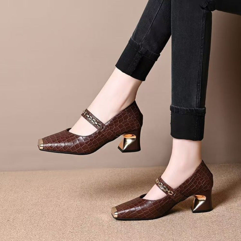 Damen Elegante Mary Jane Pumps mit trendigem Metallakzent R&B