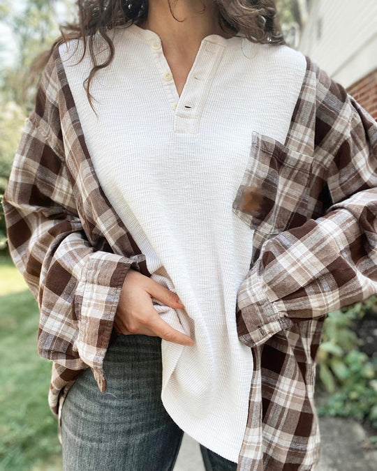 Damen nan karierter Flanell-Overshirt mit aufgesetzter Brusttasche, krempelbaren Ärmeln und legerer Oversize-Passform R&B