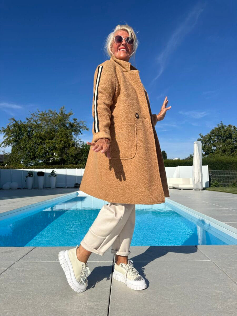 Damen Sportliche Longjacke mit praktischen Taschen und Streifenmotiv R&B