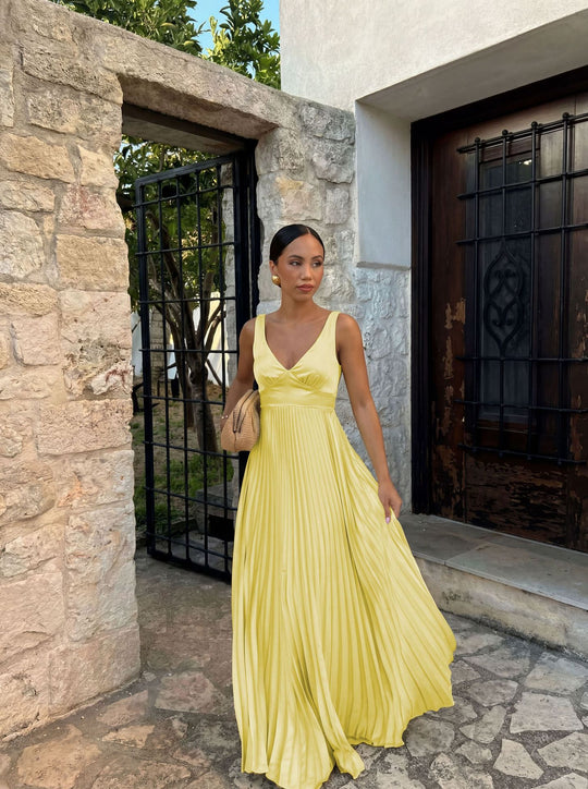 Damen Plisseekleid mit tiefem V-Ausschnitt und eleganter Silhouette R&B
