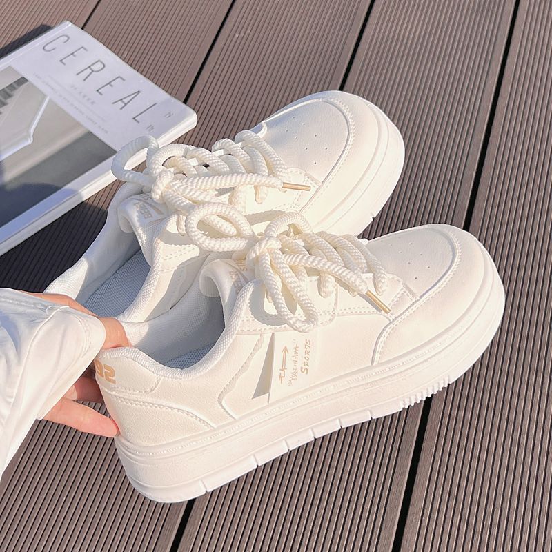 Damen Sportliche Plateau-Sneaker im minimalistischen Design R&B
