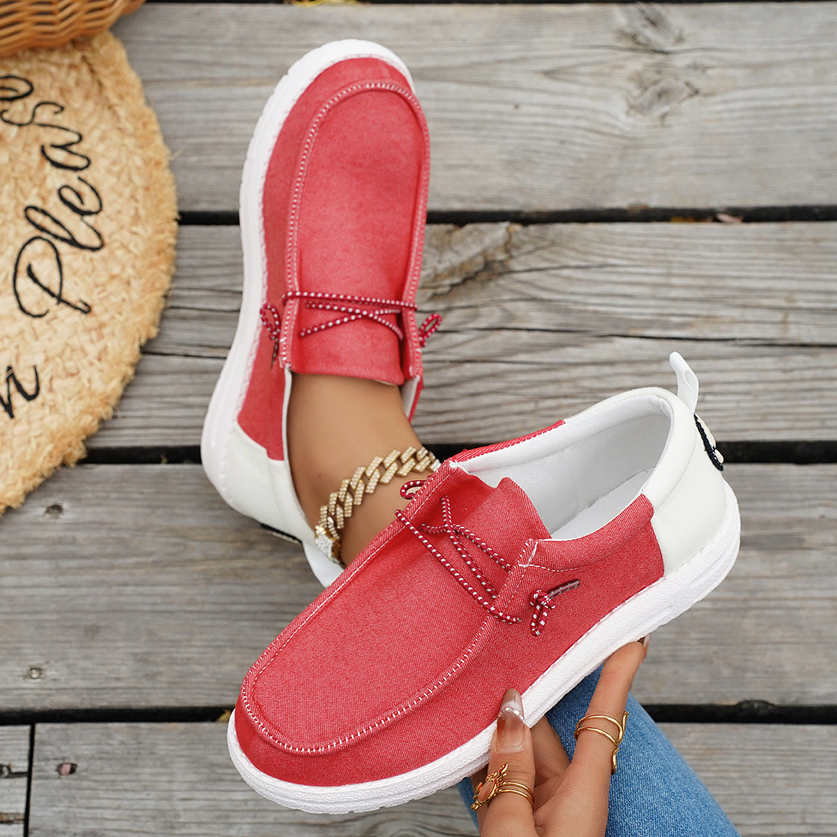 Damen Slip-On Sneakers mit modischem Schnürdesign R&B