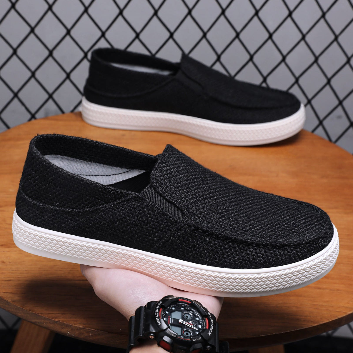 Damen nan gestrickter Slip-On-Freizeitschuh mit elastischem Einstieg und strukturierter Plateausohle R&B