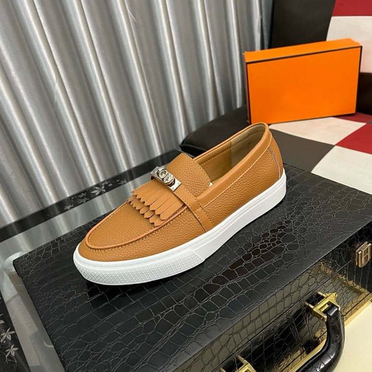 Damen Mokassins mit eleganter Ledernarbung und modischem Zierdetail R&B