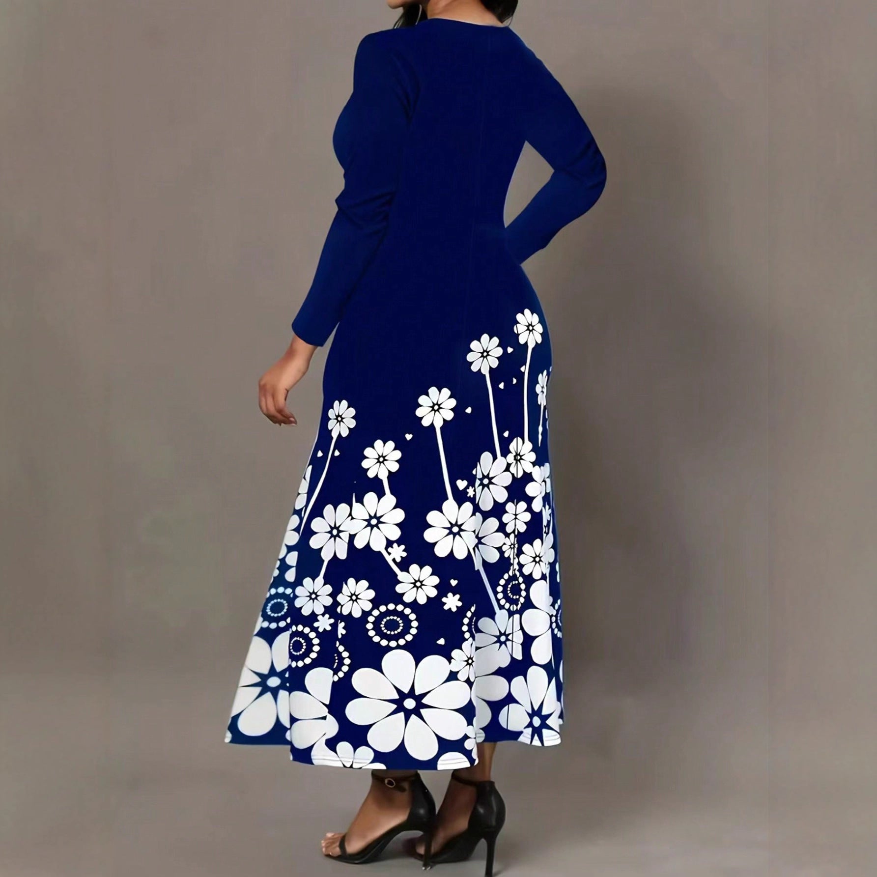 Damen Maxikleid mit floralen Mustern und praktischen Taschen