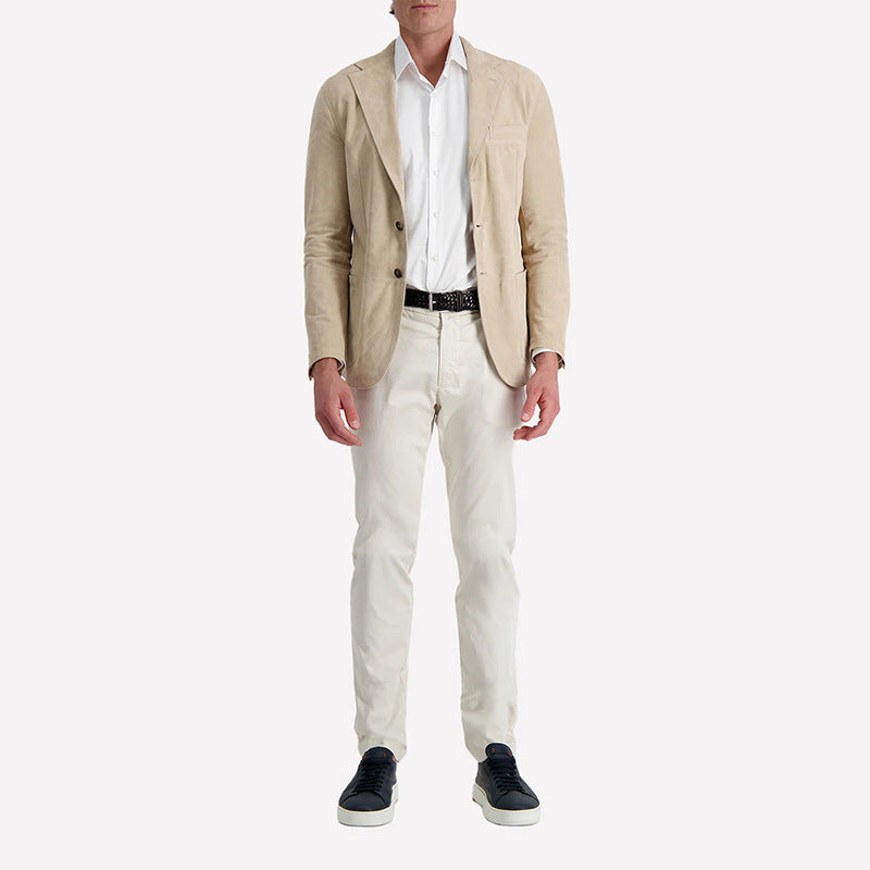 Herren elegante Wildlederjacke mit modernem Kragen und stilvollen Details