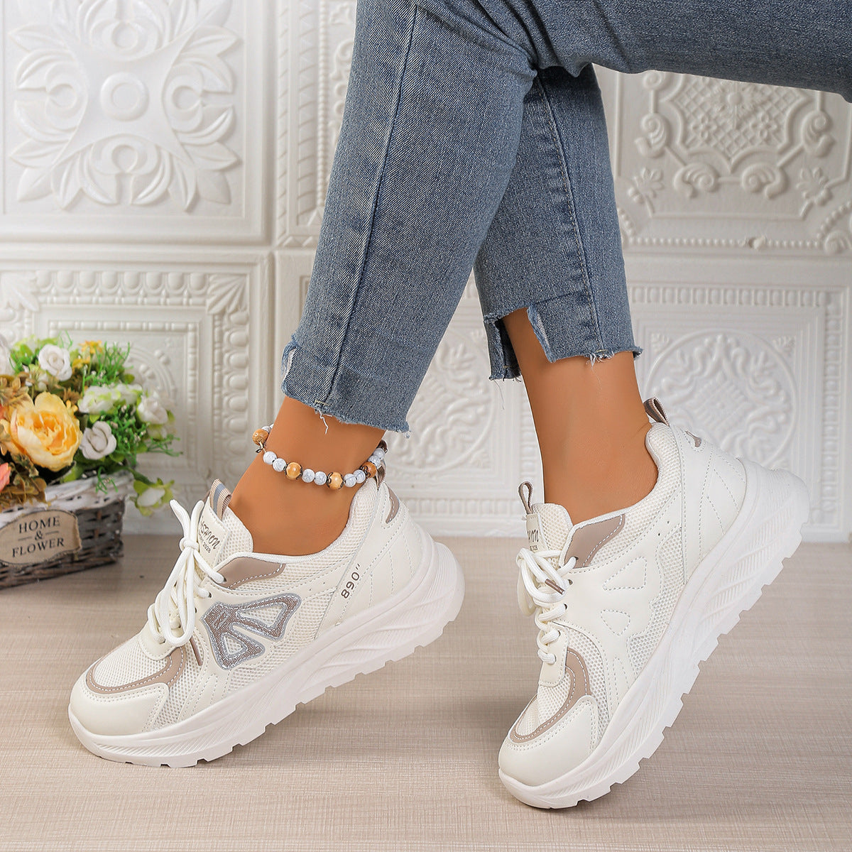 Damen Sportliche Sneakers mit atmungsaktiver Oberflächenstruktur und komfortabler Dämpfung R&B
