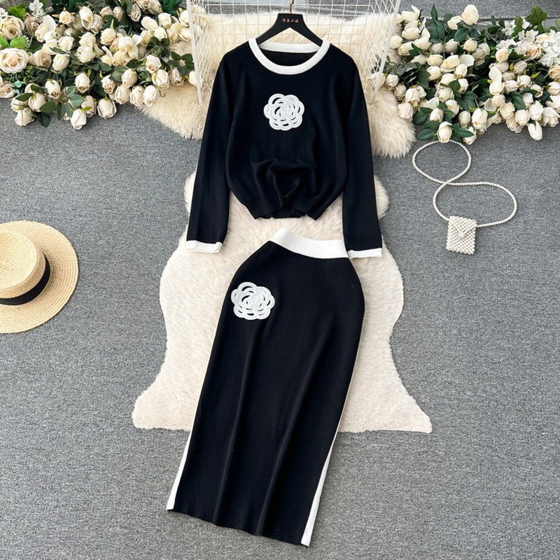Damen modisches Strickensemble mit applizierten Blumen R&B