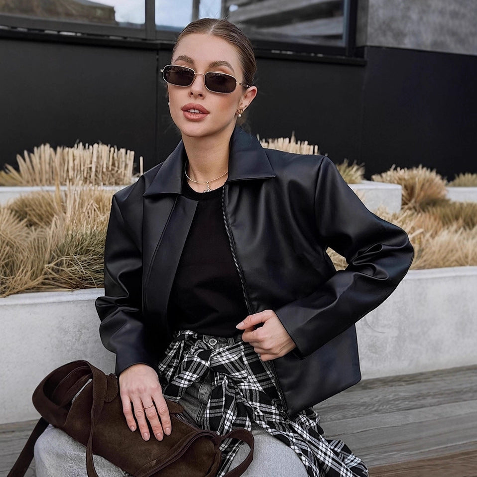 Damen Kunstlederjacke mit schlichter Schnittführung und dekorativem Kragen R&B