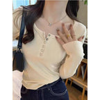 Damen Langarmshirt mit Knopfleiste und feiner Rippstruktur