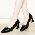 Damen Elegante Pumps mit trendy Absatz und modischem Schmuckdetail R&B