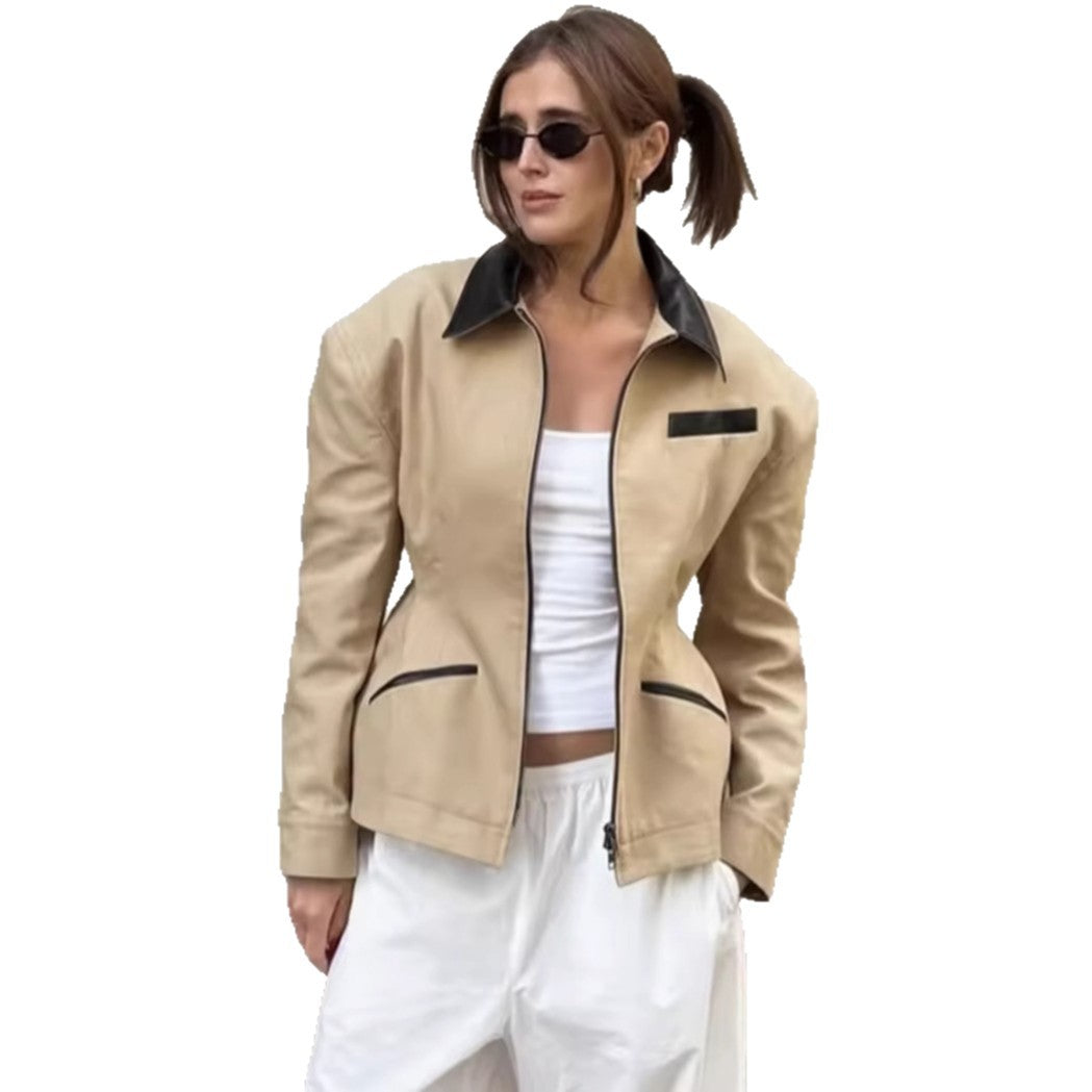 Damen Designer Steppjacke mit aufregendem Kontrastkragen und minimalistischen Taschen R&B