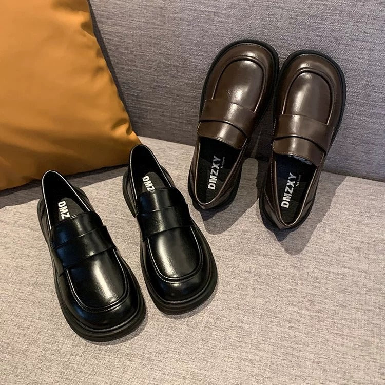Damen Modische Loafers mit breitem Klettverschluss und robuster Sohle R&B
