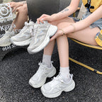 Damen Sportliche Sneakers mit atmungsaktiver Netzstruktur und dämpfender Sohle R&B