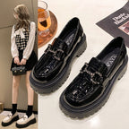 Damen Loafers mit modischer Krokodilprägung und dekorativem Schmuck-Riemen R&B