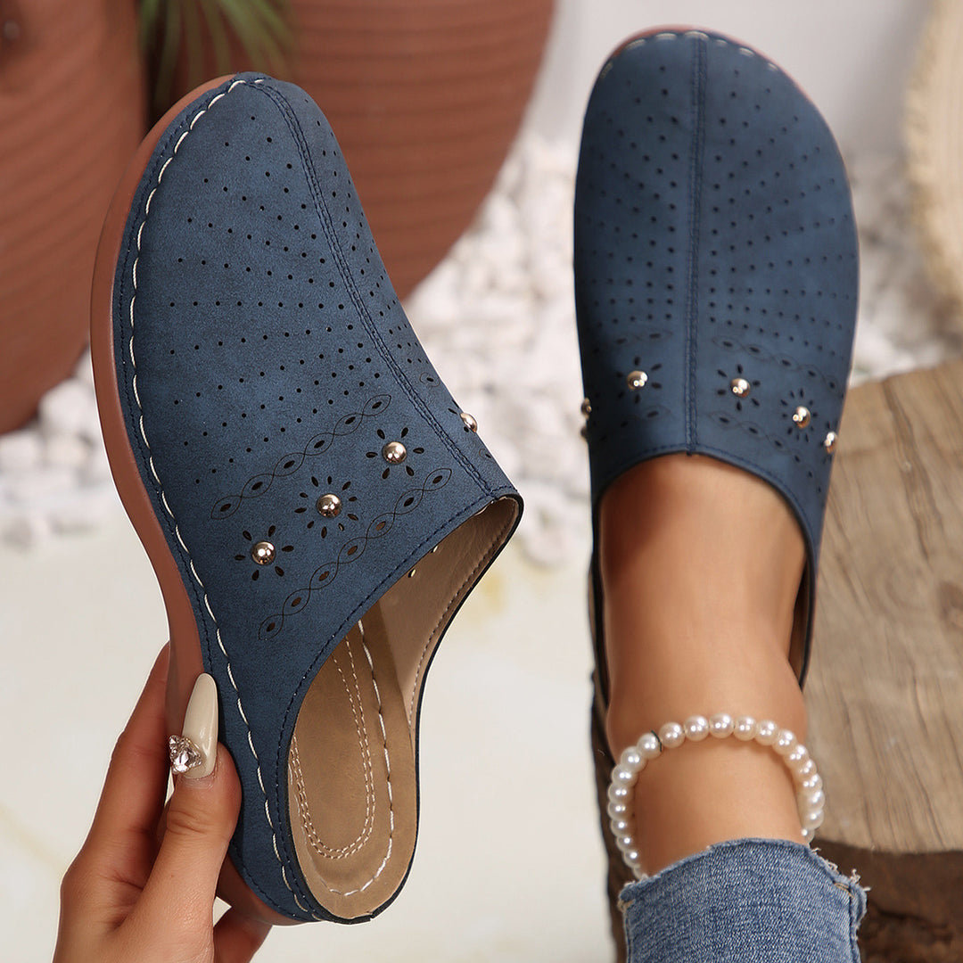 Damen Bequeme Clogs mit modischem Perforationsdesign und dekorativen Applikationen R&B
